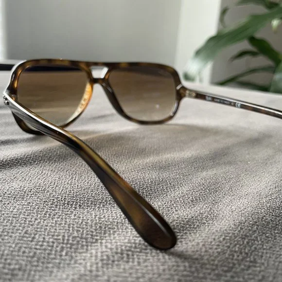 Gorgeous Ray-Ban Vintage Aviators Brown Gradient Unisex, BRAND SPANKING NEW!! - Picture 9 of 13